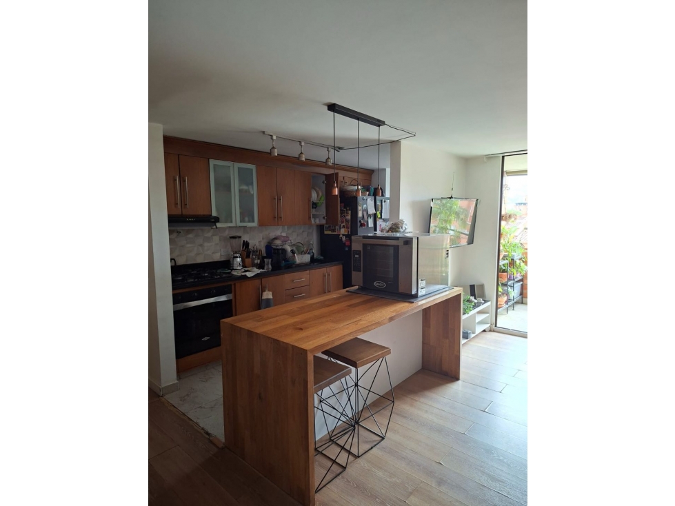 HERMOSO APARTAMENTO EN ENVIGADO PARTE PLANA CERCA A TODO
