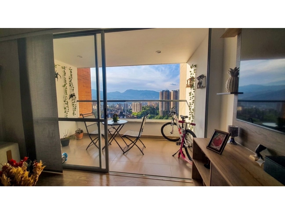 HERMOSO APARTAMENTO EN ENVIGADO LOMA DEL CHOCHO LINDOS ACABADOS — foto 2