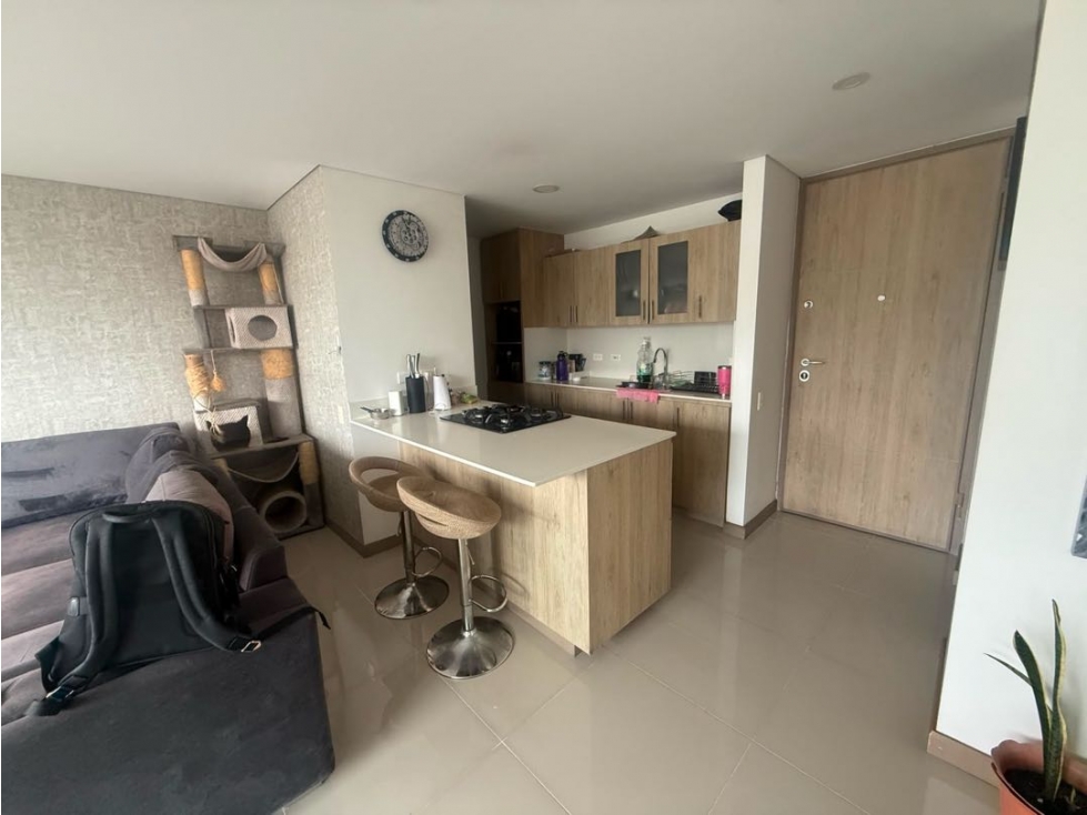 HERMOSO APARTAMENTO EN ENVIGADO SECTOR CUMBRES PISO ALTO LINDA VISTA