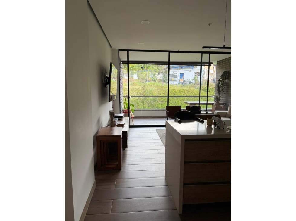 HERMOSO APARTAMENTO EN ENVIGADO SECTOR LOMA DEL ESCOBERO PISO BAJO — foto 6