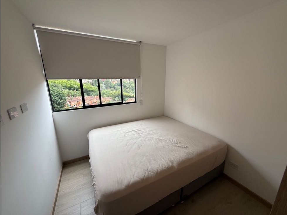 HERMOSO APARTAMENTO EN ENVIGADO LOMA DE ESCOBERO PISO ALTO LINDA VISTA — foto 6