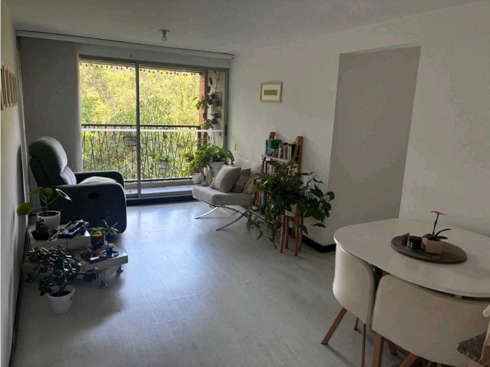 Hermoso apartamento en La Castellana con vista al bosque — foto 3