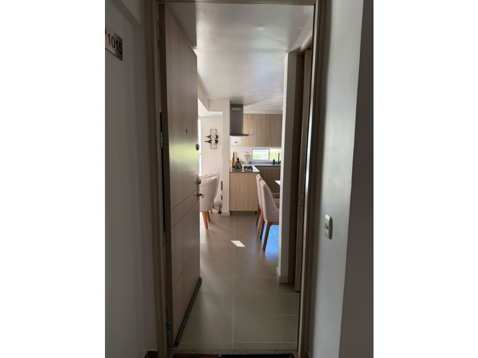 HERMOSO APARTAMENTO EN LA LOMA DE LOS BERNAL PARTE MEDIA BUENA VISTA — foto 5