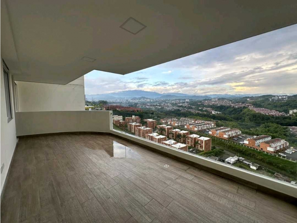 Hermoso apartamento en la Quinta Club House
