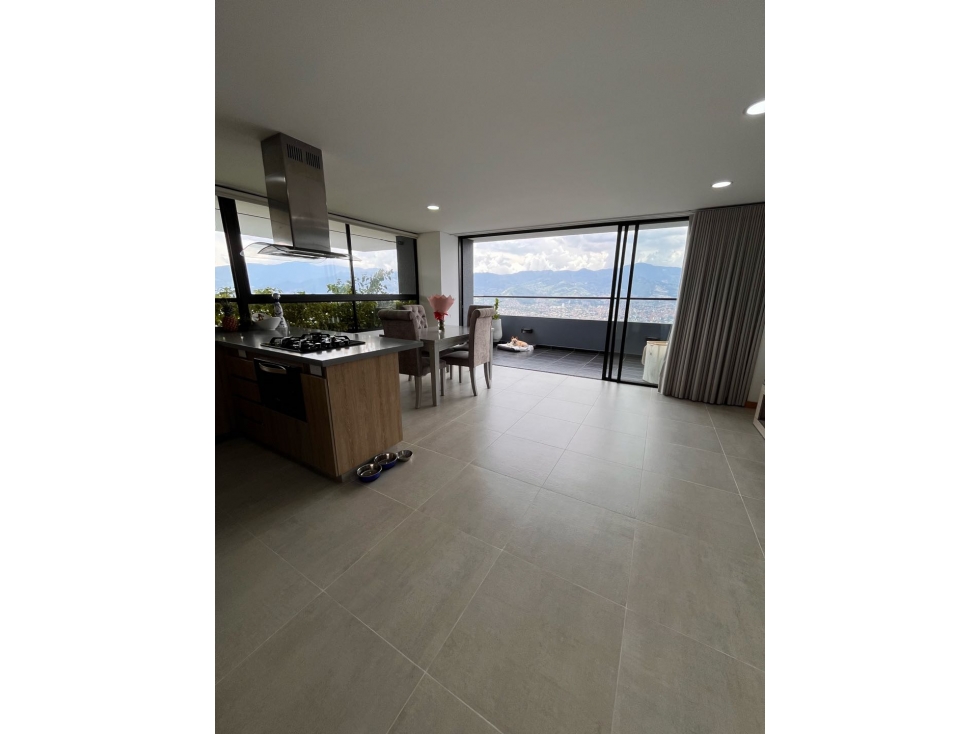 HERMOSO APARTAMENTO EN MEDELLÍN SECTORLAS PALMAS CON VISTA A LA CIUDAD