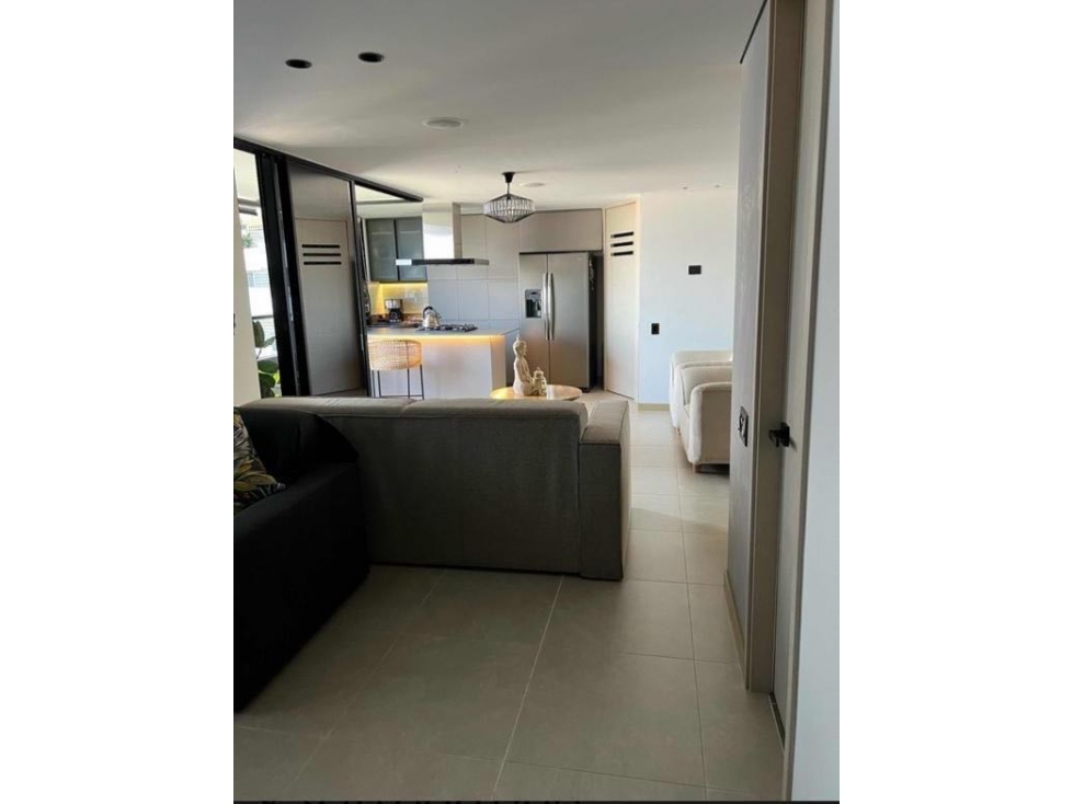 HERMOSO APARTAMENTO EN LAS PALMAS EL POBLADO PISO ALTO HERMOSA VISTA — foto 4