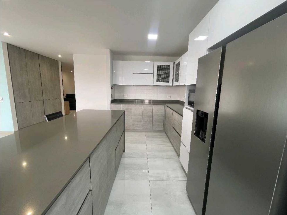 Hermoso apartamento en pinares 200 mts — foto 2