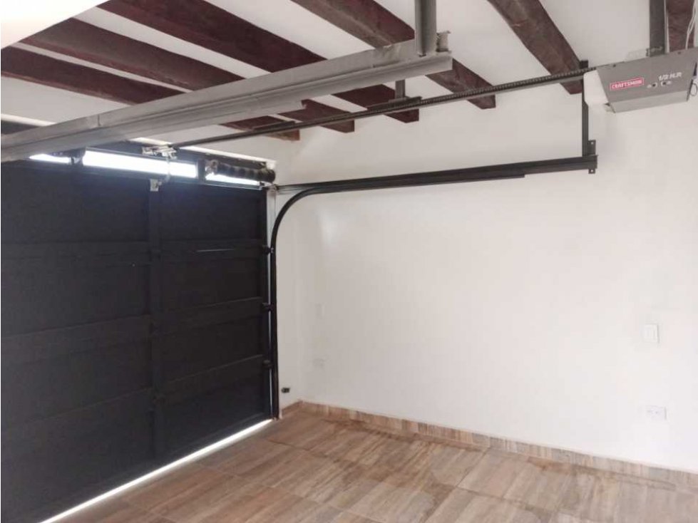 HERMOSO APARTAMENTO EN PRIMER PISO CON GARAJE Y LINDOS ACABADOS — foto 2