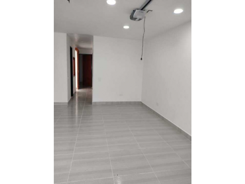 HERMOSO APARTAMENTO EN PRIMER PISO EN EXCELENTE UBICACIÓN Y VECINDARIO — foto 5