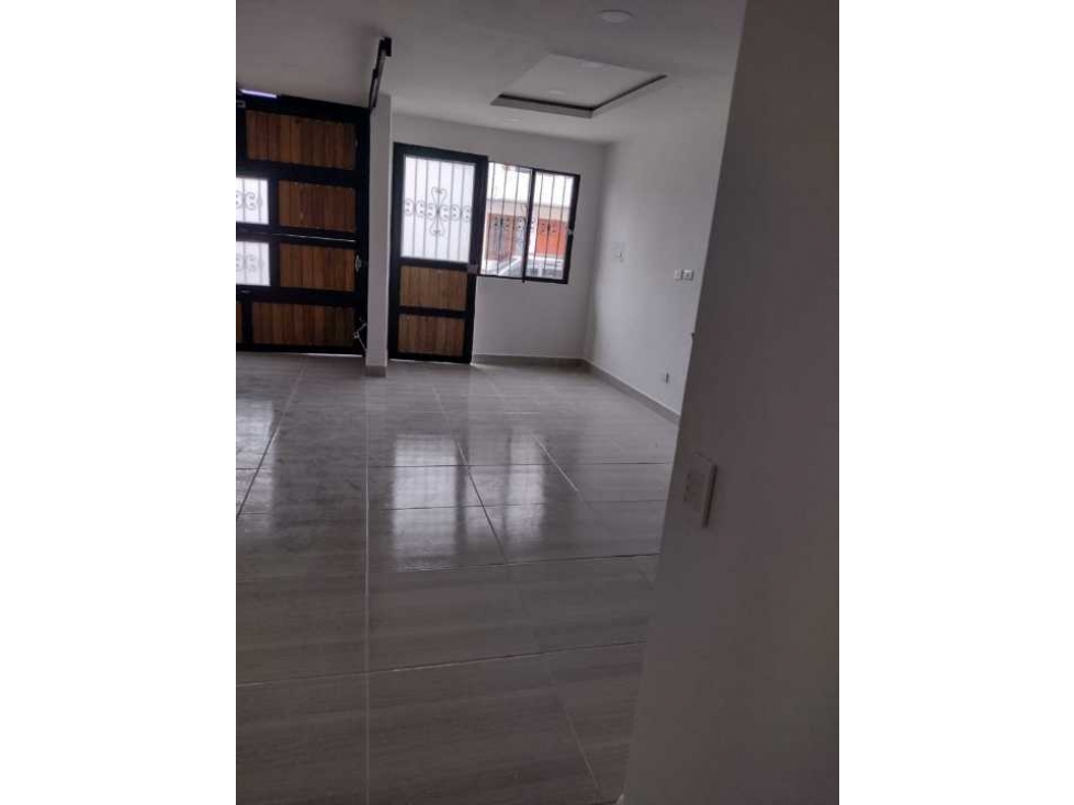 HERMOSO APARTAMENTO EN PRIMER PISO EN EXCELENTE UBICACIÓN Y VECINDARIO — foto 6