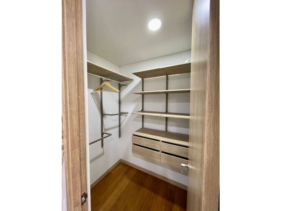 Apartamento en Arriendo Amoblado en El Poblado el Diamante — foto 6