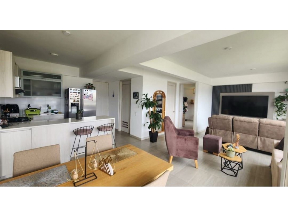 HERMOSO APARTAMENTO EN SABANETA SECTOR PAN DE AZÚCAR LINDA UNIDAD — foto 2