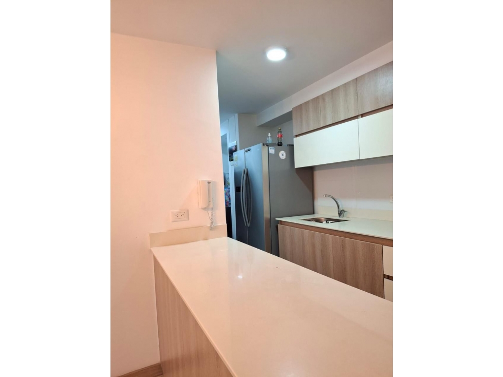 HERMOSO APARTAMENTO EN SABANETA LOMA SAN JOSÉ PARTE BAJA — foto 2