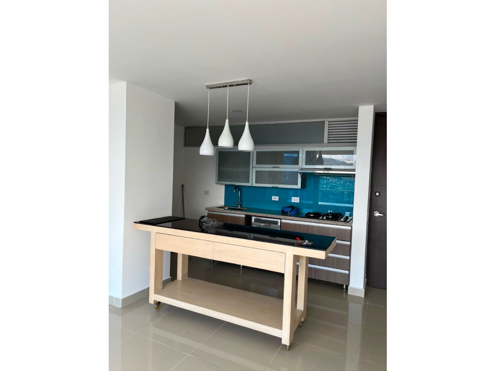 HERMOSO APARTAMENTO EN SABANETA PISO ALTO HERMOSA VISTA A LA CIUDAD