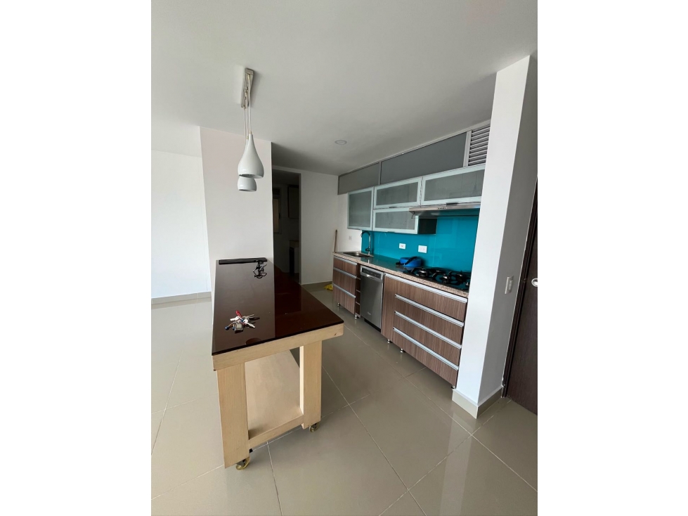 HERMOSO APARTAMENTO EN SABANETA PISO ALTO HERMOSA VISTA A LA CIUDAD — foto 3