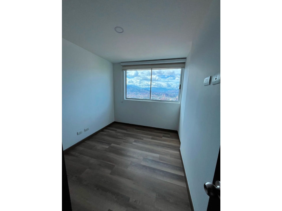 HERMOSO APARTAMENTO EN SABANETA PISO ALTO HERMOSA VISTA A LA CIUDAD — foto 6