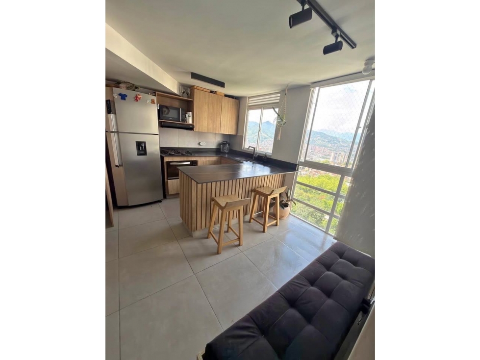 HERMOSO APARTAMENTO EN SABANETA LOMA DE MARÍA AUXILIADORA LINDA VISTA