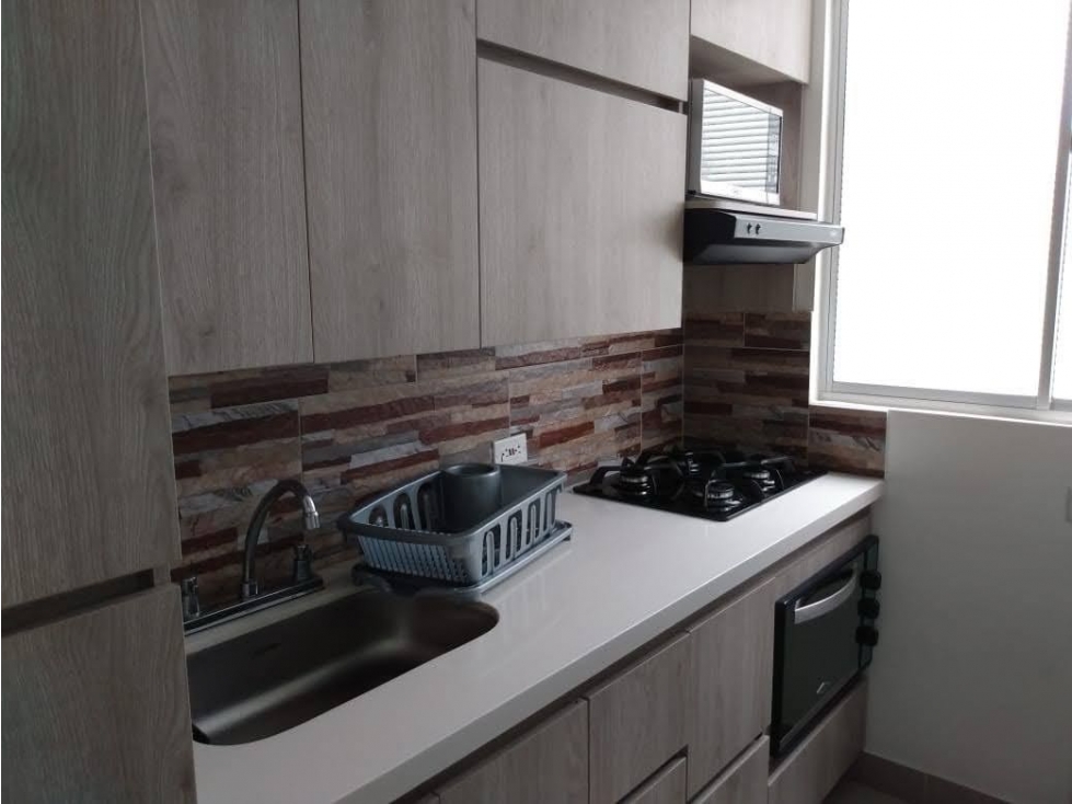 HERMOSO APARTAMENTO EN SABANETA LOMA SAN JOSÉ PARTE ALTA NUEVO INGRESO — foto 3