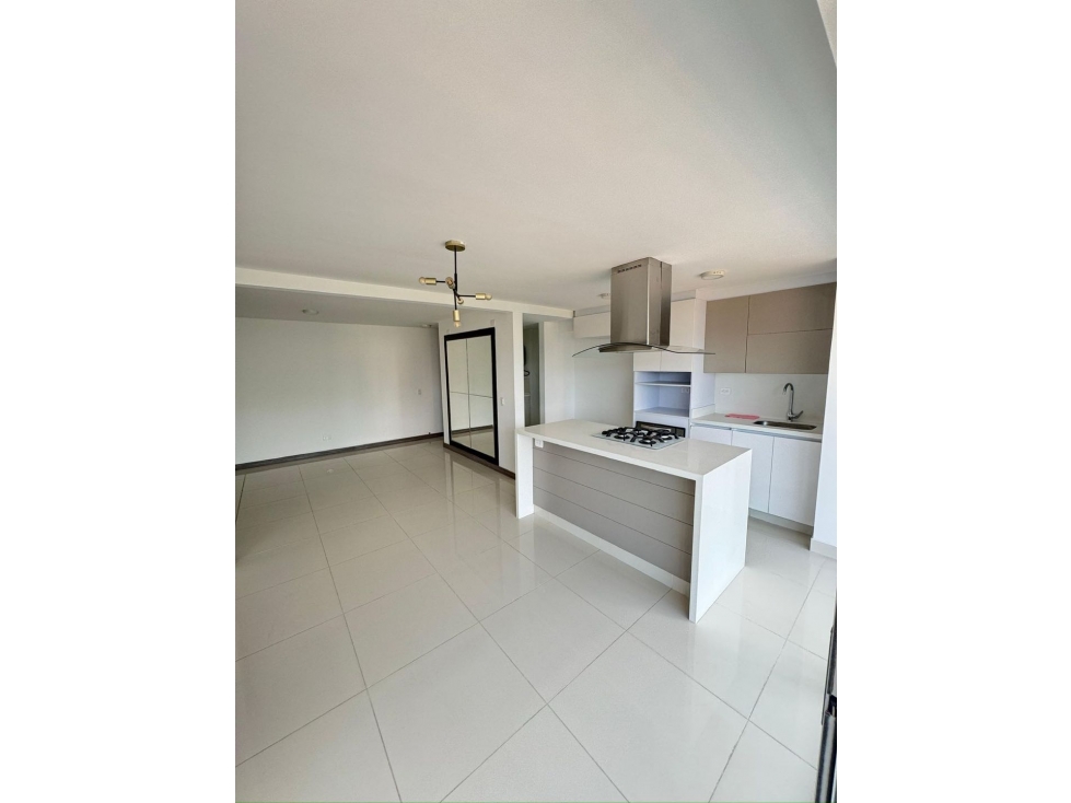 Hermoso apartamento en Suramérica con vista espectacular