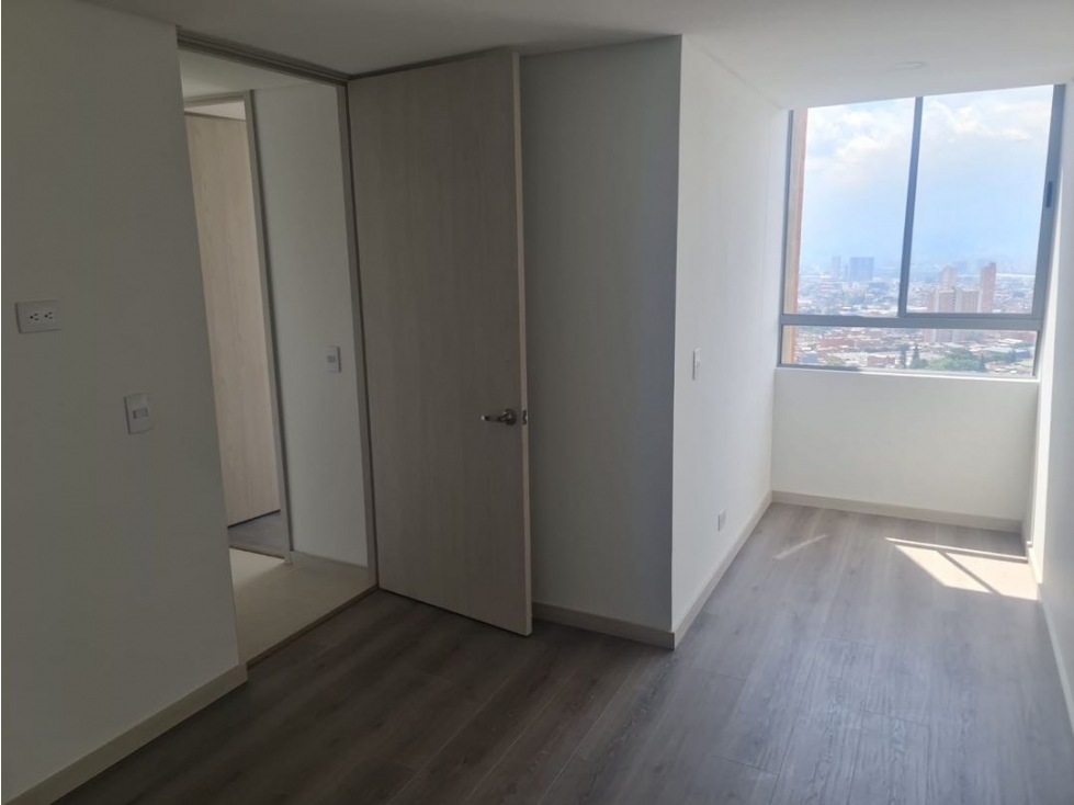 HERMOSO APARTAMENTO EN SURAMÉRICA CERCA AL MALL EXCELENTE UNIDAD — foto 5