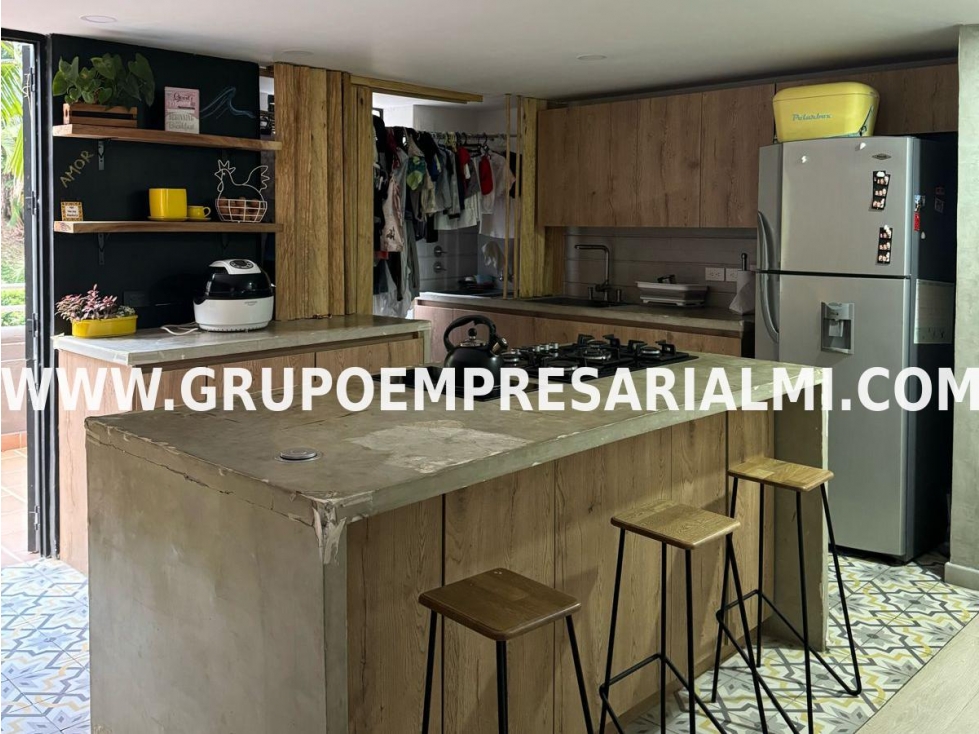 HERMOSO APARTAMENTO EN VENTA - SECTOR POBLADO COD: 29443