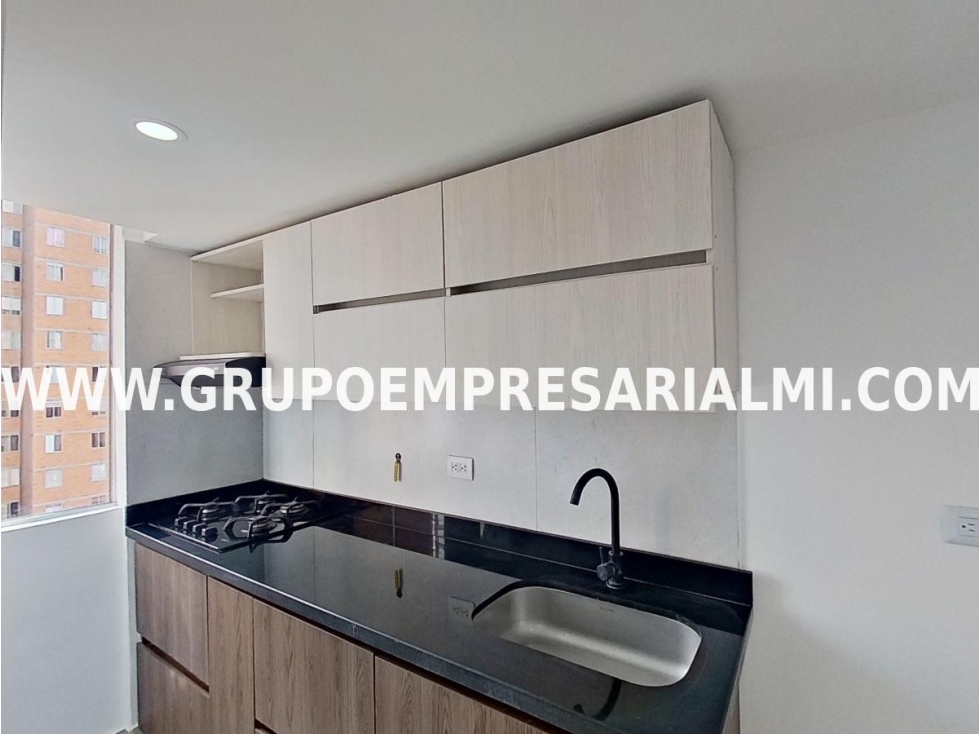 HERMOSO APARTAMENTO EN VENTA - SECTOR LA MINA COD: 29498 — foto 3