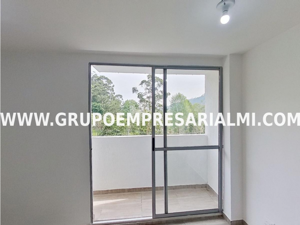 HERMOSO APARTAMENTO EN VENTA - SECTOR LA TABLAZA COD: 29470 - 5