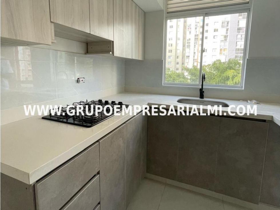 HERMOSO APARTAMENTO EN VENTA - SECTOR MARÍA AUXILIADORA COD: 30120