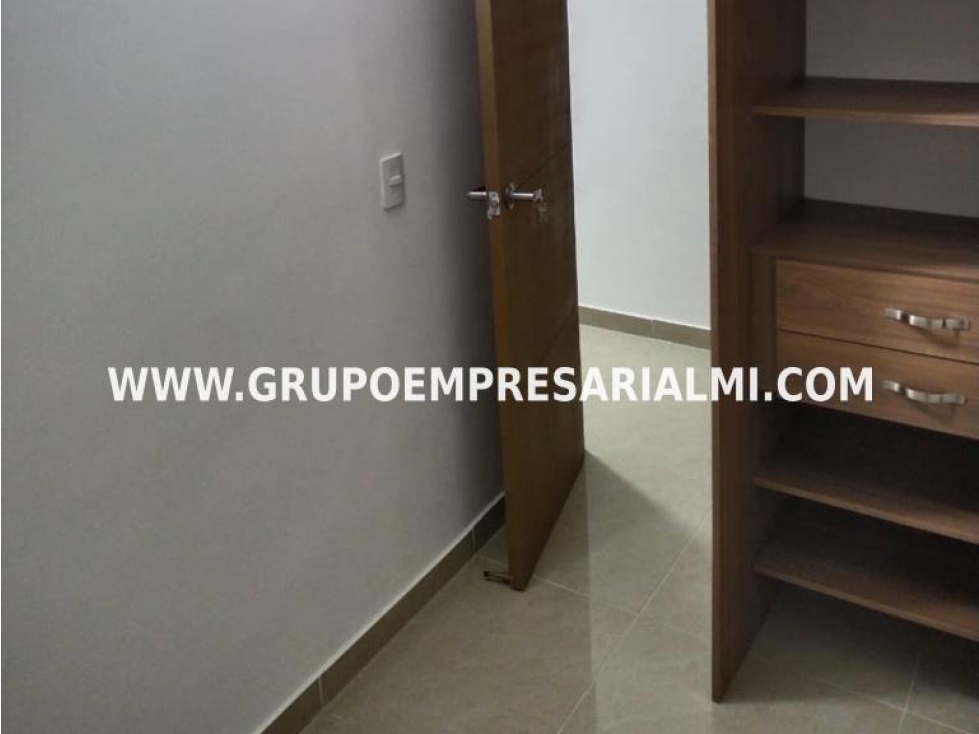 HERMOSO APARTAMENTO EN VENTA - SECTOR LA MINA COD: 28431 - 5