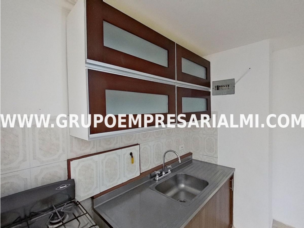 HERMOSO APARTAMENTO EN VENTA - SECTOR SAN ANTONIO DE PRADO COD: 30080