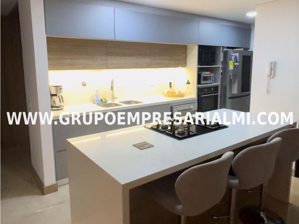 HERMOSO APARTAMENTO EN VENTA - SECTOR LAURELES COD: 29853
