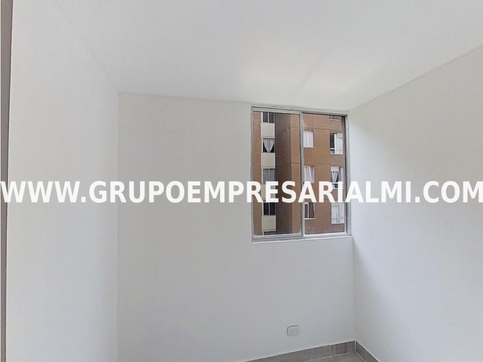 HERMOSO APARTAMENTO EN VENTA - SECTOR SAN ANTONIO DE PRADO COD: 29167 — foto 4