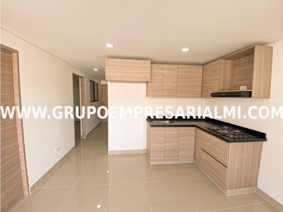 HERMOSO APARTAMENTO EN VENTA - CARMEN DEL VIBORAL COD: 30018
