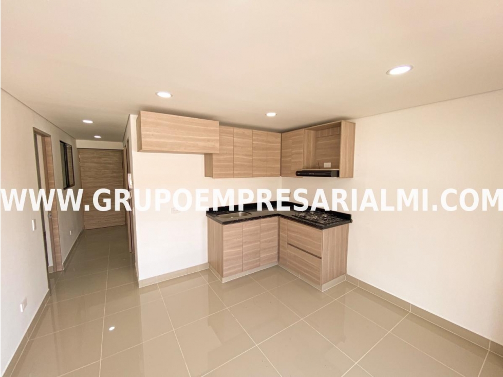 HERMOSO APARTAMENTO EN VENTA - CARMEN DEL VIBORAL COD: 30018 — foto 2