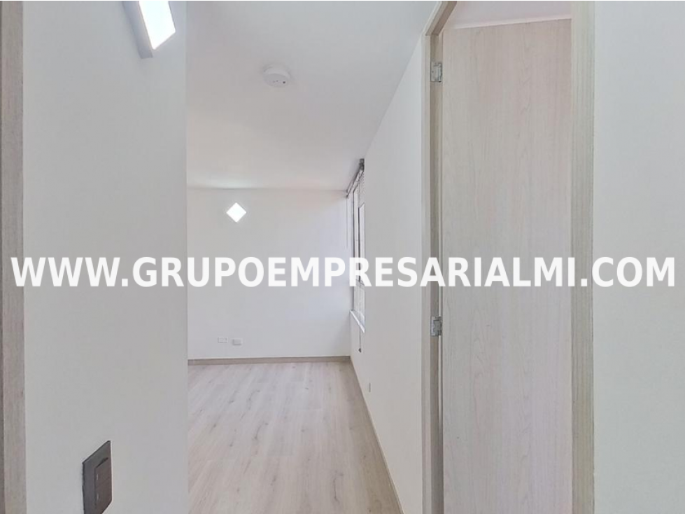 HERMOSO APARTAMENTO EN VENTA - SECTOR SAN ANTONIO COD: 30743 — foto 5