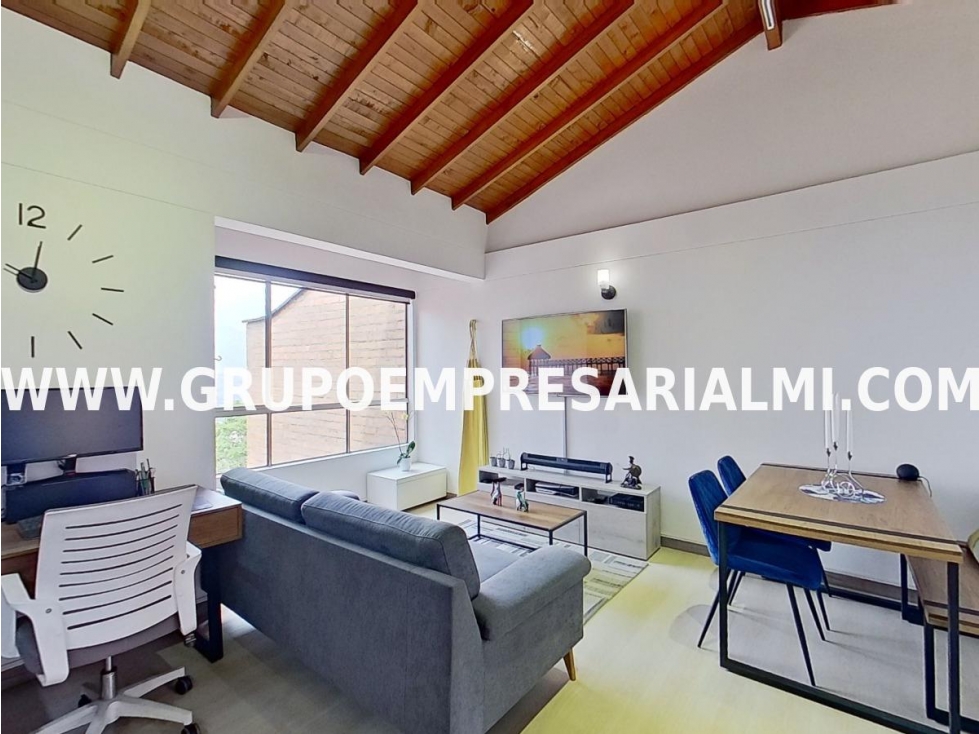 HERMOSO APARTAMENTO EN VENTA - SECTOR LOMA DEL INDIO COD: 30924