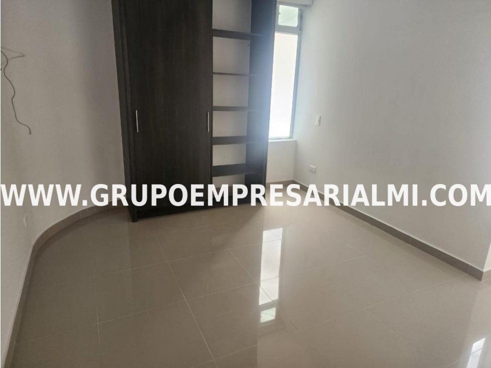 HERMOSO APARTAMENTO EN VENTA - SECTOR ENTREAMIGOS COD: 30706 — foto 5