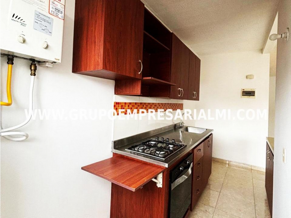 HERMOSO APARTAMENTO EN VENTA - SECTOR LAURELES COD: 31005 — foto 4