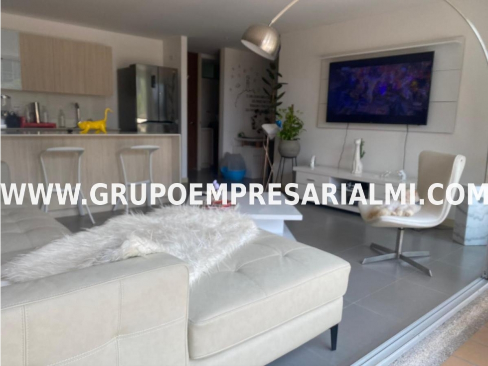 HERMOSO APARTAMENTO EN VENTA - SECTOR LOMA DE LOS GONZÁLEZ COD: 31111