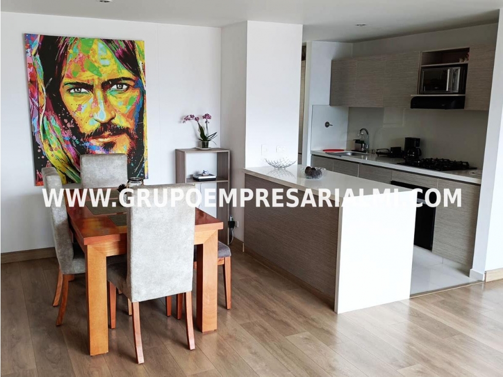 HERMOSO APARTAMENTO EN VENTA - SECTOR LOMA DE LOS BERNAL ,COD: 31272