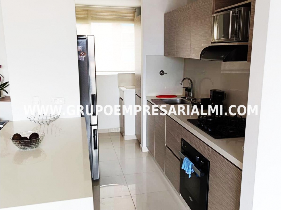HERMOSO APARTAMENTO EN VENTA - SECTOR LOMA DE LOS BERNAL ,COD: 31272 — foto 2