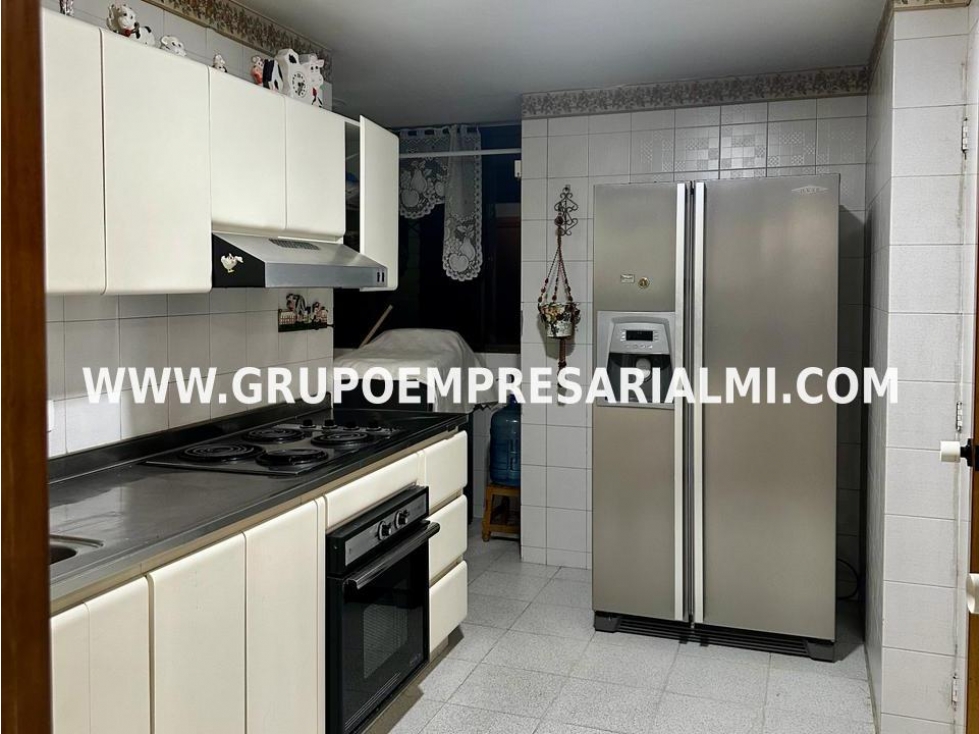 HERMOSO APARTAMENTO EN VENTA - SECTOR LAURELES COD: 29642 — foto 2