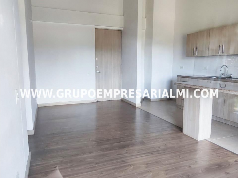 HERMOSO APARTAMENTO EN VENTA - SECTOR EL RETIRO COD: 31724 — foto 4