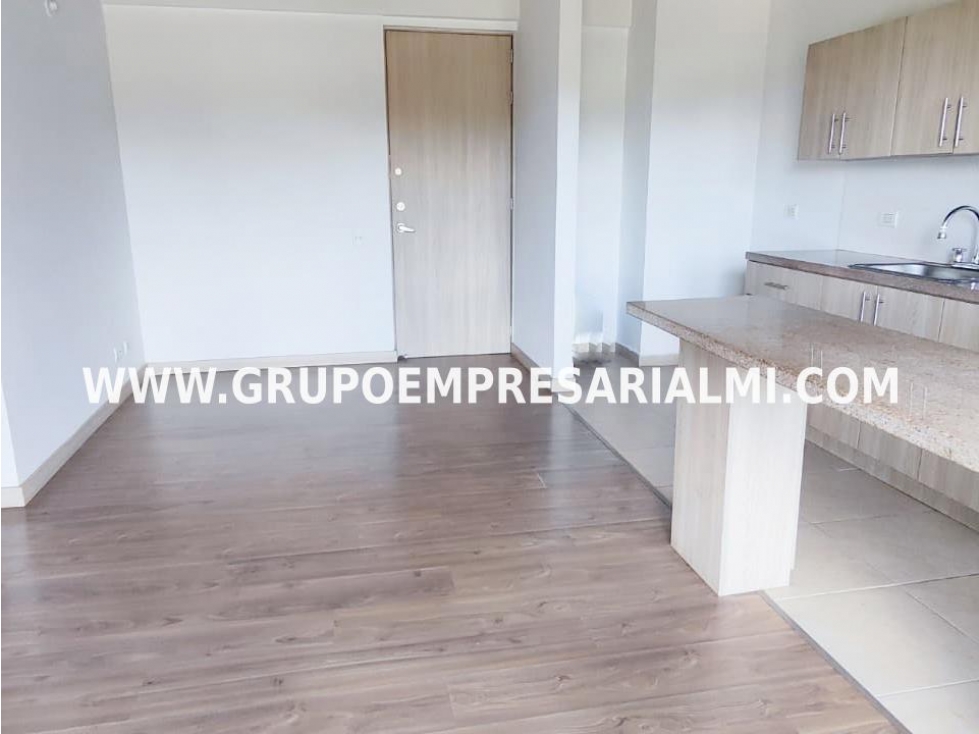 HERMOSO APARTAMENTO EN VENTA - SECTOR EL RETIRO COD: 31724 — foto 6