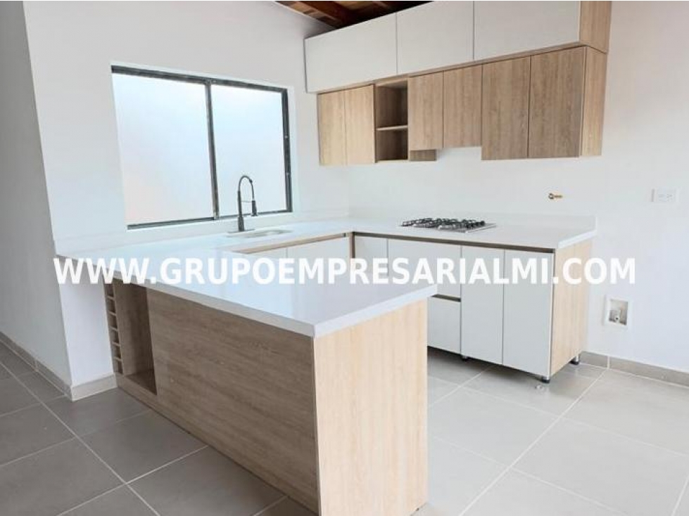 HERMOSO APARTAMENTO EN VENTA - SECTOR SAN BERNARDO COD: 32384 — foto 2