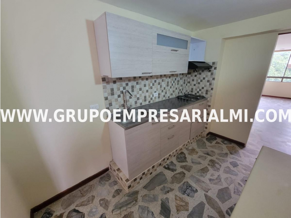 HERMOSO APARTAMENTO EN VENTA - SECTOR SIMÓN BOLÍVAR COD: 31875 — foto 3