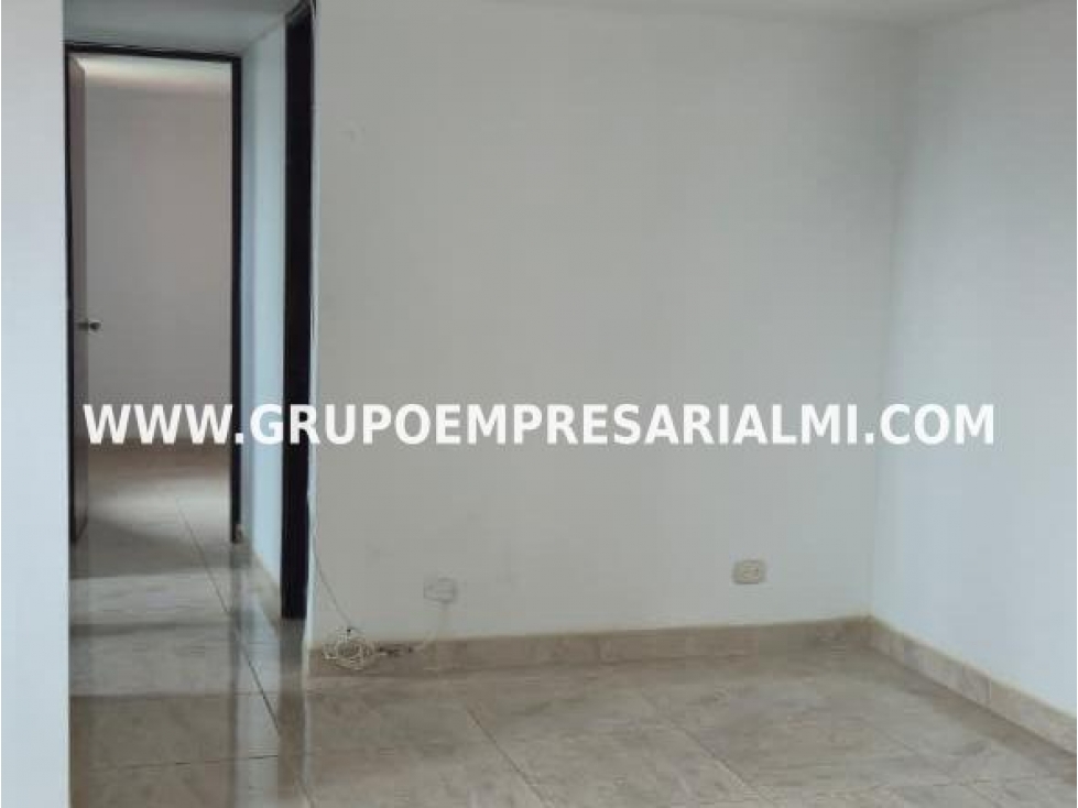 HERMOSO APARTAMENTO EN VENTA - SECTOR EL MIRADOR COD: 32498