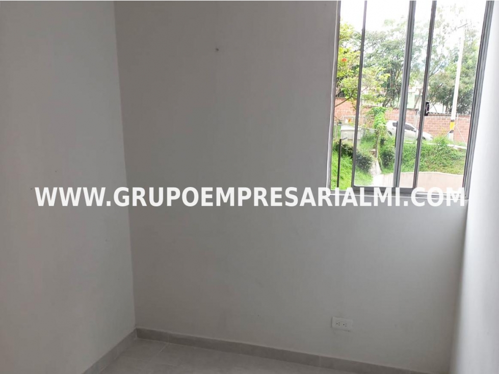 HERMOSO APARTAMENTO EN VENTA - SECTOR NIQUIA COD: 32524 — foto 3