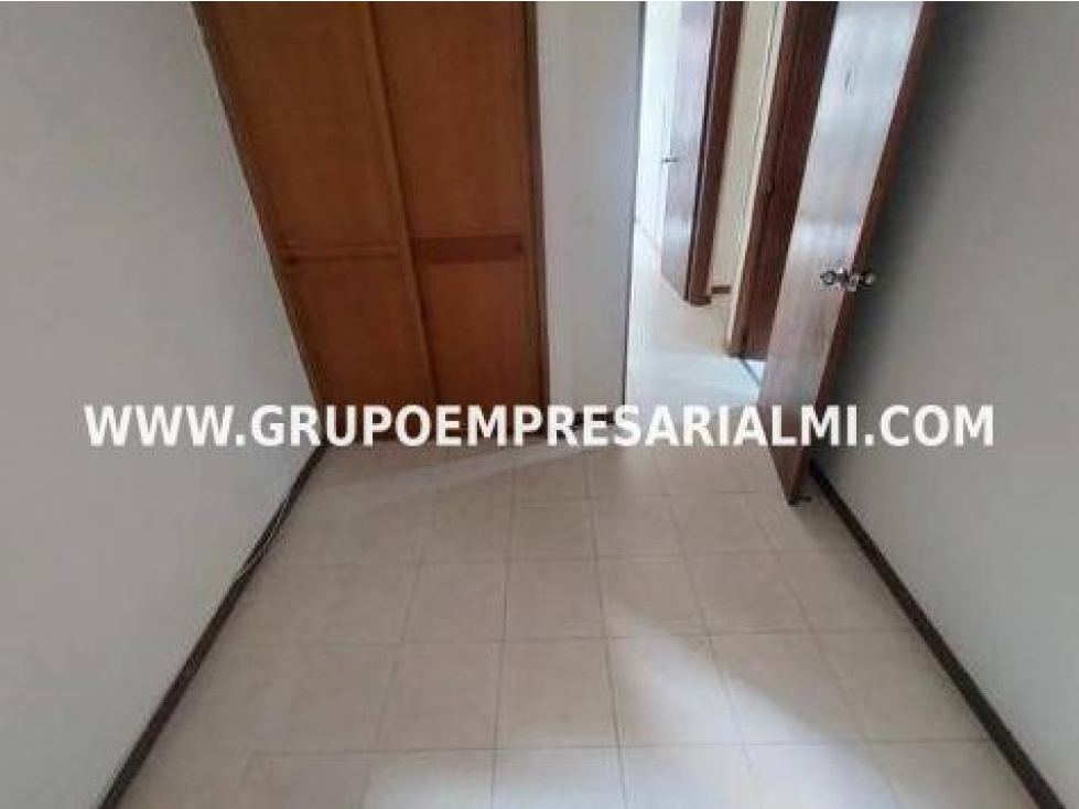 HERMOSO APARTAMENTO EN VENTA - SECTOR LOMA LOS BERNAL COD: 33200 — foto 5