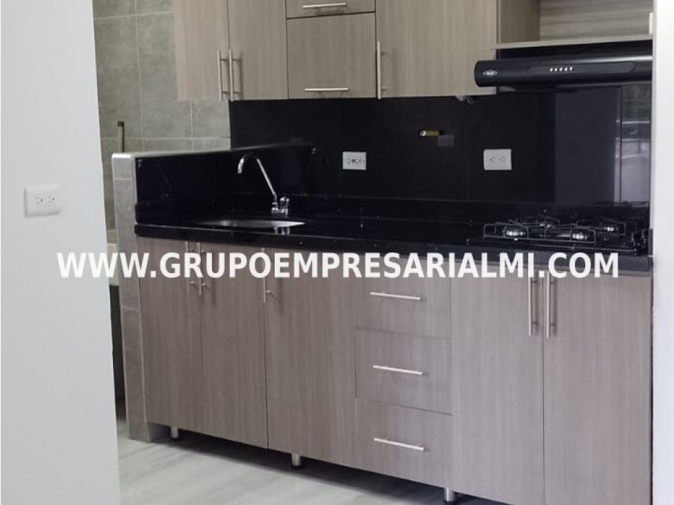 HERMOSO APARTAMENTO EN VENTA - SECTOR MADERA COD: 33359